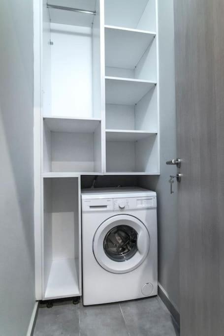 Apartamento Downtown Petralona Atenas Exterior foto