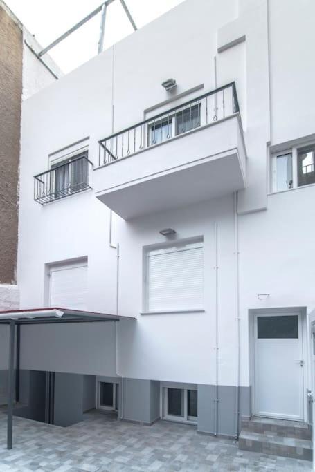 Apartamento Downtown Petralona Atenas Exterior foto